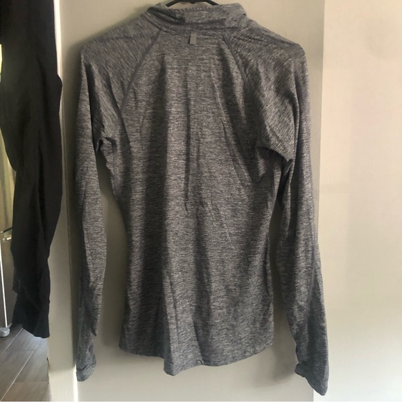 Nike 1/4 Zip - Gray Heather - Picture 2 of 5
